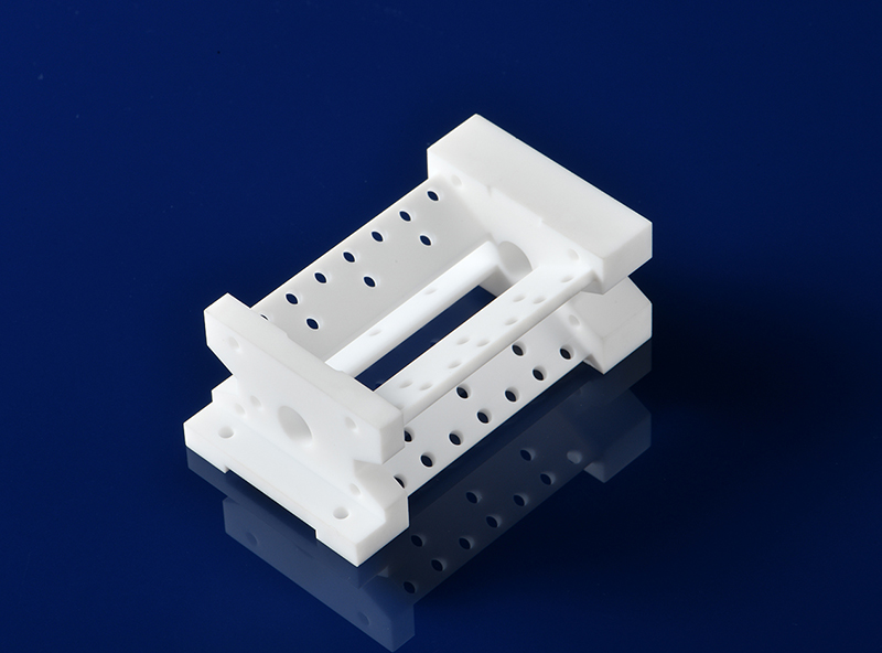 macor Ion-trap-support